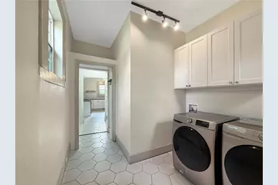 691 Florence Place NW, Atlanta, GA 30318 - Photo 15