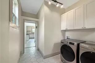 691 Florence Pl NW, Atlanta, GA 30318 - Photo 15