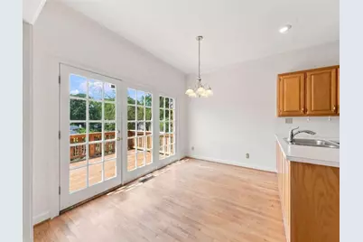 4345 Hambrick Place, Stone Mountain, GA 30083 - Photo 7