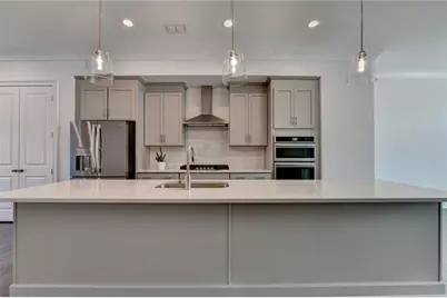 6766 Encore Boulevard, Sandy Springs, GA 30328 - Photo 11