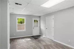 180 Shyrewood Dr, Lawrenceville, GA 30043 - Photo 35