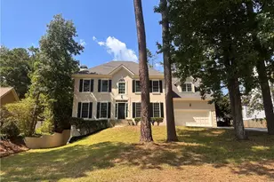 180 Shyrewood Dr, Lawrenceville, GA 30043 - Photo 1