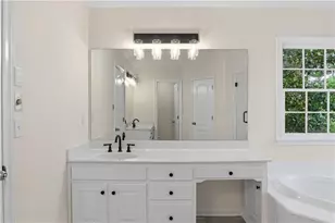 180 Shyrewood Dr, Lawrenceville, GA 30043 - Photo 25