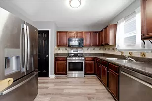 3672 Rosebud Park Dr, Snellville, GA 30039 - Photo 7