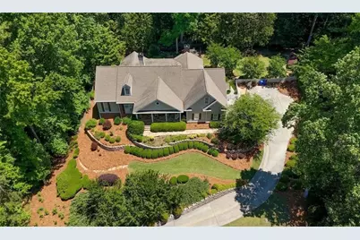 2372 Habersham Drive SW, Marietta, GA 30064 - Photo 3