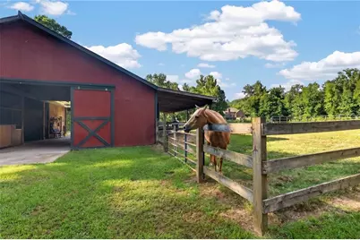 456 E Valley Road NE, Rydal, GA 30171 - Photo 31