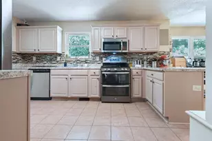 371 Silverleaf Ln, Dallas, GA 30157 - Photo 17