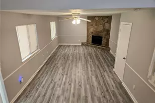 3251 Forette Ln, Lithonia, GA 30038 - Photo 5