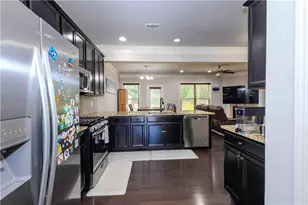 11661 Davenport Ln, Johns Creek, GA 30005 - Photo 7
