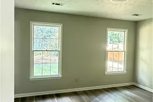8744 Collins Dr, Jonesboro, GA 30236 - Photo 15