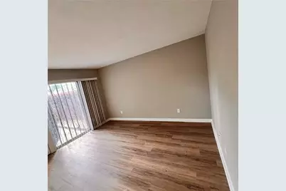 3254 Strawberry Lane, Decatur, GA 30034 - Photo 9