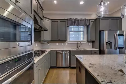 202 Golden Banner Avenue, Marietta, GA 30060 - Photo 13