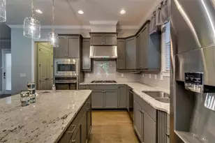 202 Golden Banner Ave, Marietta, GA 30060 - Photo 13