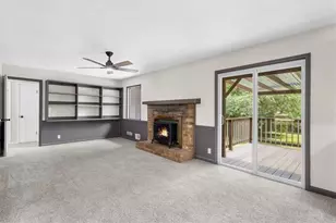 2053 Deerfield Run, Snellville, GA 30078 - Photo 13