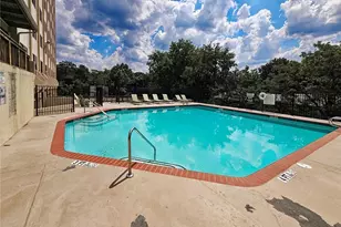 2479 Peachtree Rd NE, Atlanta, GA 30305 - Photo 21