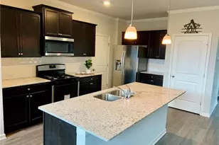 5709 Turnstone Trl, Flowery Branch, GA 30542 - Photo 3