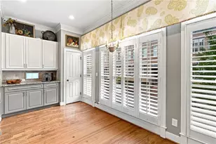 817 Highland Green Way NE, Atlanta, GA 30306 - Photo 13