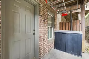 817 Highland Green Way NE, Atlanta, GA 30306 - Photo 25