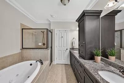 1738 Breyerton Drive NE, Atlanta, GA 30329 - Photo 13