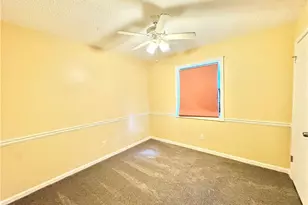 1398 Fairfield Dr SW, Lilburn, GA 30047 - Photo 15