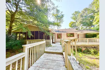 1398 Fairfield Drive SW, Lilburn, GA 30047 - Photo 21