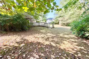 1398 Fairfield Dr SW, Lilburn, GA 30047 - Photo 23