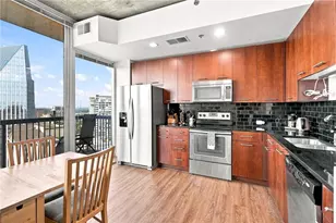 3324 Peachtree Rd NE, Atlanta, GA 30326 - Photo 11