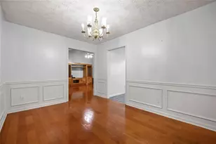 2260 Carlysle Cove Dr, Lawrenceville, GA 30044 - Photo 9