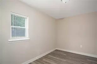 234 S Thomas St, Elberton, GA 30635 - Photo 23