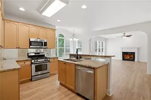 4025 Eyrie Farms Ln, Cumming, GA 30041 - Photo 7