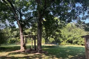207 N Main St, Adairsville, GA 30103 - Photo 15