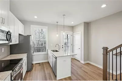 1095 Tucker Avenue #401, Atlanta, GA 30310 - Photo 3