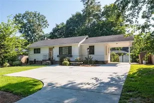 1416 N Druid Hills Rd NE, Atlanta, GA 30319 - Photo 3