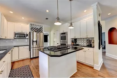 5715 N Hillbrooke Trace, Johns Creek, GA 30005 - Photo 15