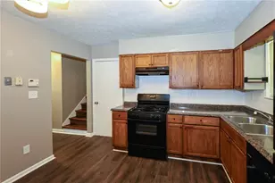 7362 Penland Dr, Riverdale, GA 30296 - Photo 9