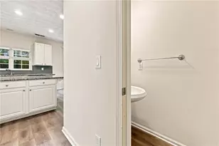 3433 Palm Circle NW, Kennesaw, GA 30144 - Photo 17