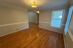 1970 Wynfield Point Dr, Buford, GA 30519 - Photo 5