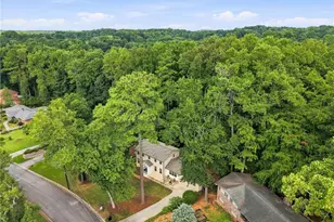 2433 Helmsdale Dr NE, Atlanta, GA 30345 - Photo 59