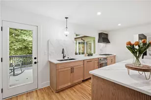 2433 Helmsdale Dr NE, Atlanta, GA 30345 - Photo 23