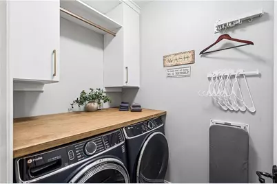 2233 Peachtree Road NE #402, Atlanta, GA 30309 - Photo 17