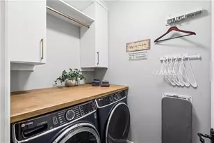 2233 Peachtree Rd NE, Atlanta, GA 30309 - Photo 17