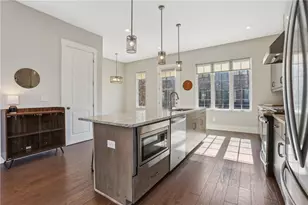 264 Castleberry Station Dr SW, Atlanta, GA 30313 - Photo 13