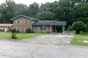 745 Huntingdon Dr, Jonesboro, GA 30236 - Photo 3