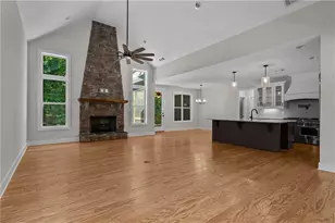 425 Blossom Trl, Acworth, GA 30101 - Photo 15