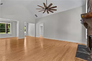 425 Blossom Trl, Acworth, GA 30101 - Photo 17