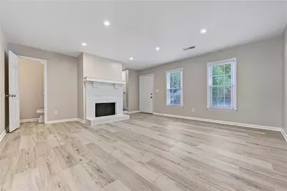 303 Timber Creek Lane SW, Marietta, GA 30060 - Photo 5