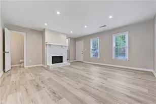 303 Timber Creek Ln SW, Marietta, GA 30060 - Photo 5