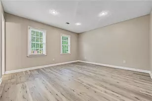 303 Timber Creek Ln SW, Marietta, GA 30060 - Photo 13