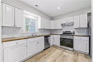 303 Timber Creek Ln SW, Marietta, GA 30060 - Photo 9