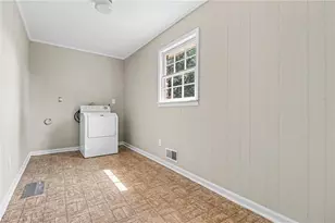 5139 Presley Dr, Flowery Branch, GA 30542 - Photo 29